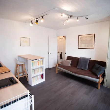 Cozy 1 Bedroom In 14th